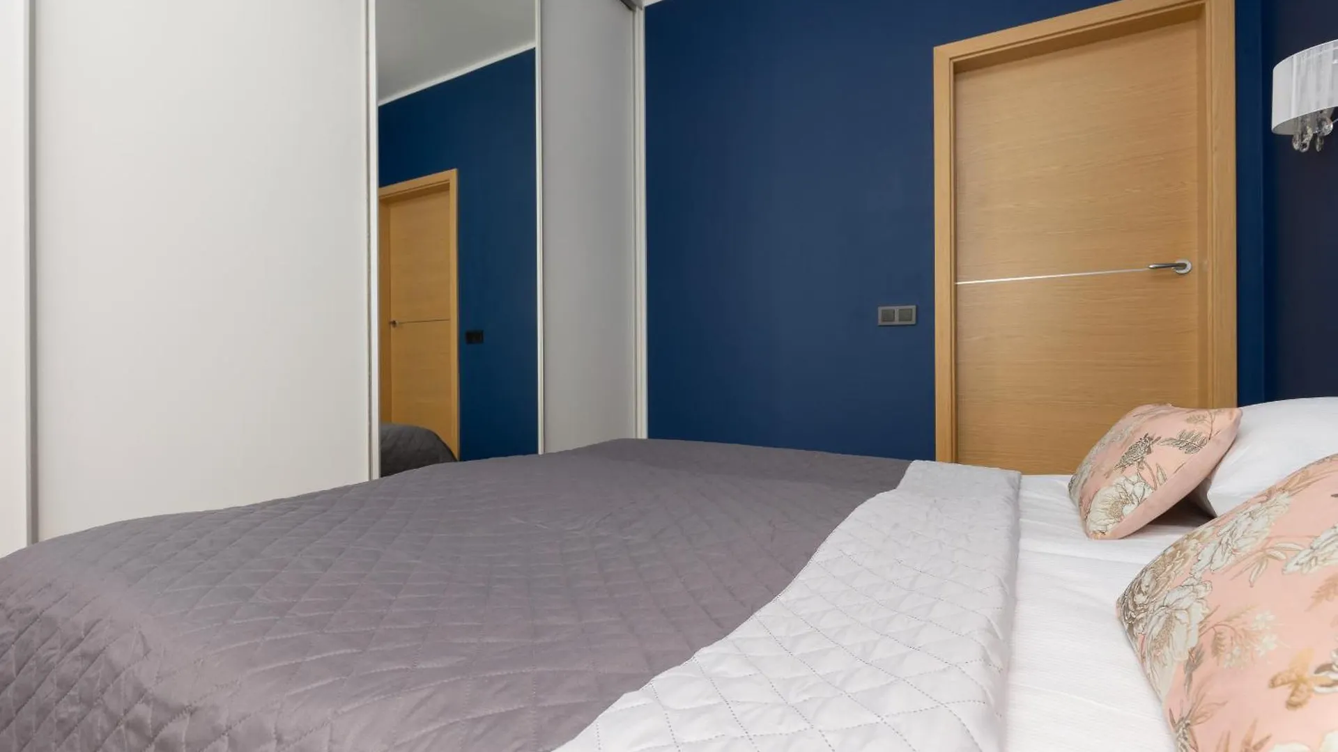 2 Bedroom Apartment Beautiful Green Surroundings Miedzyborska Street By Noclegi Renters Warsaw Poland