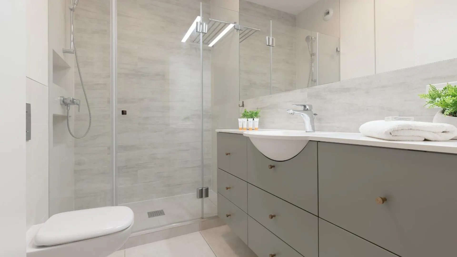 2 Bedroom Apartment Beautiful Green Surroundings Miedzyborska Street By Noclegi Renters Warsaw